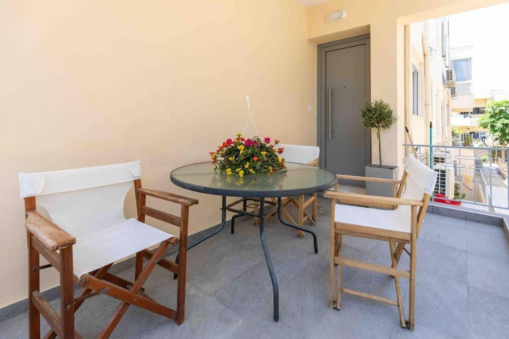 Luxury Cozy Appartment In The City Center Rhodes City Zewnętrze zdjęcie